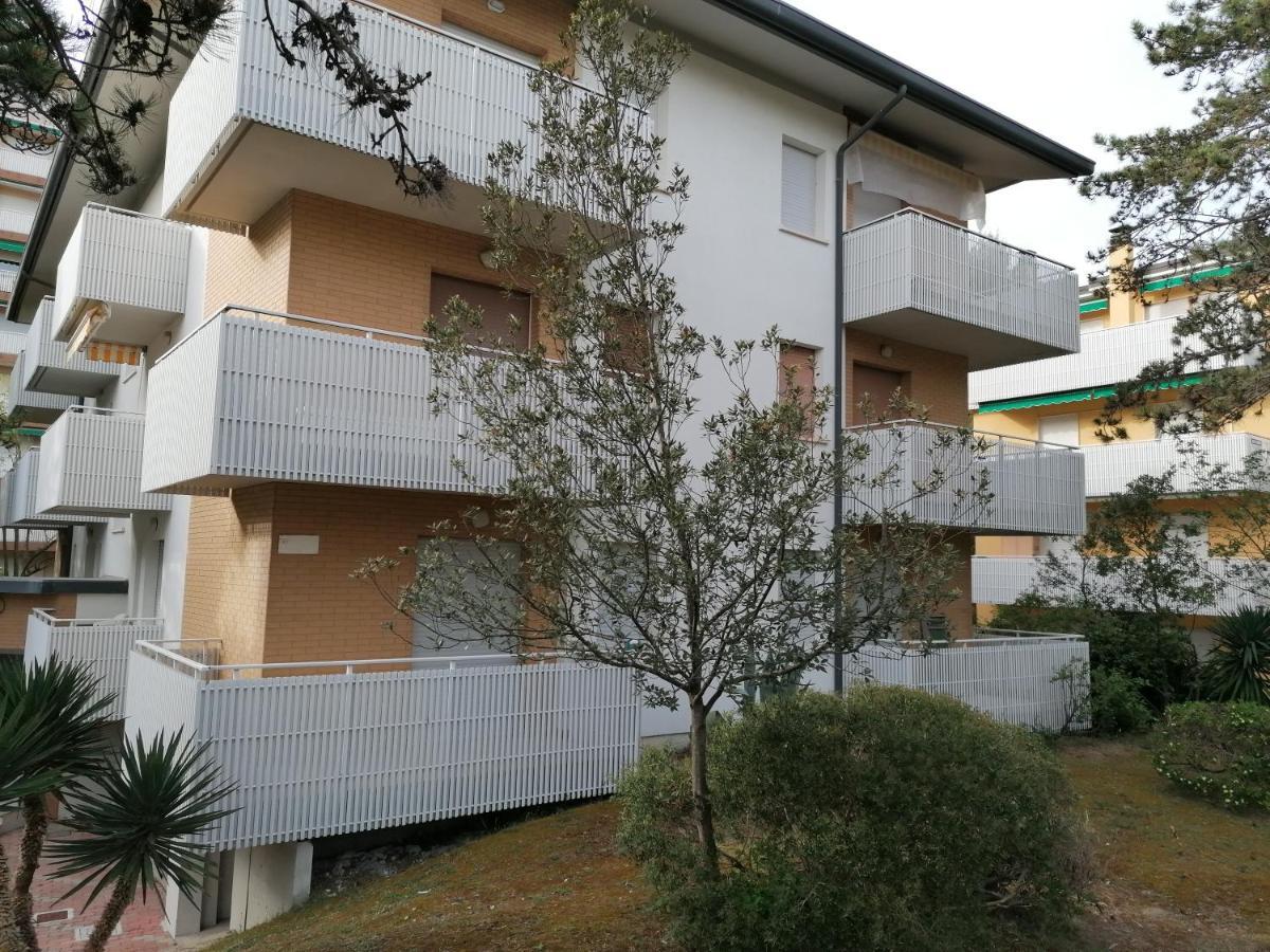 Condominio Rosa Lignano Sabbiadoro Extérieur photo